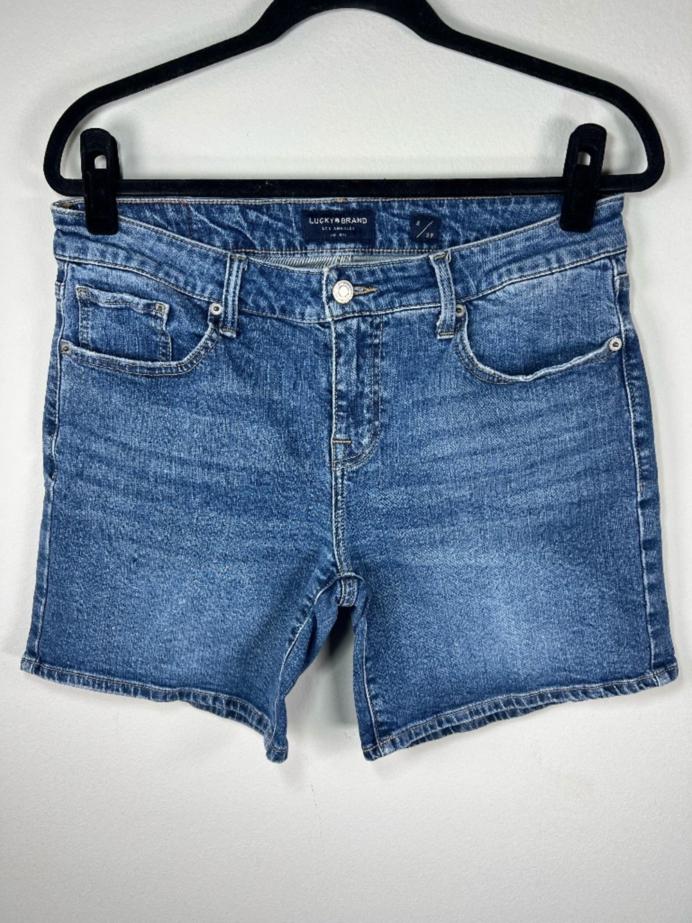 Lucky Brand The Roll Up Jean Shorts Medium Wash Blue Denim Mid Rise Cotton Sz 8